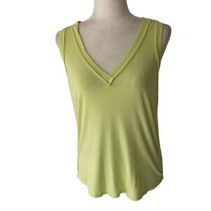 We The Free Green V Neck Sleeveless Tank Top SZ XS
